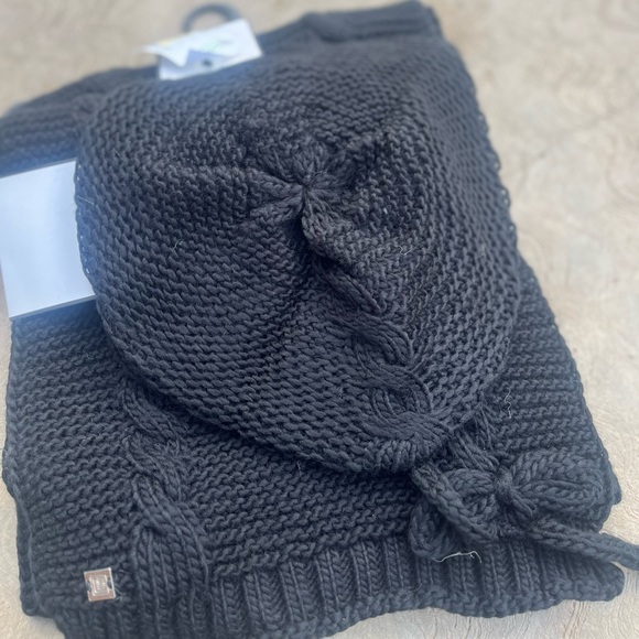 LAUNDRY | By Shelli Segal NWT Black Knit Hat & Scarf Set - Picture 3 of 5